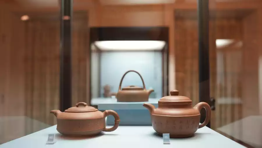FLAGSTAFF HOUSE MUSEUM OF TEA WARE