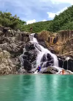 SHEUNG LUK STREAM